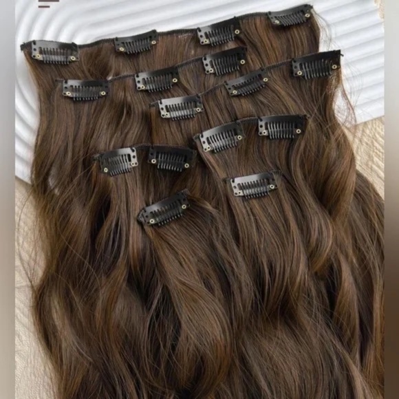 Human hair blend Copper Brown 22 In Clip in Hair Extensions - Picture 2 of 6